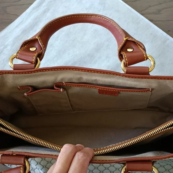 Celine boogie elegant Brown and Cream Designer Tote Bag - Picture 12 of 17